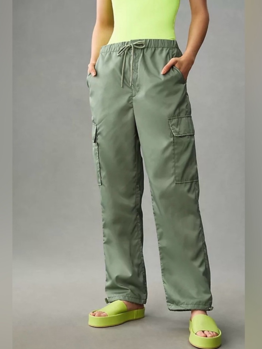 Pistola Jade Cargo Pants in Bluff Sage Green size XS